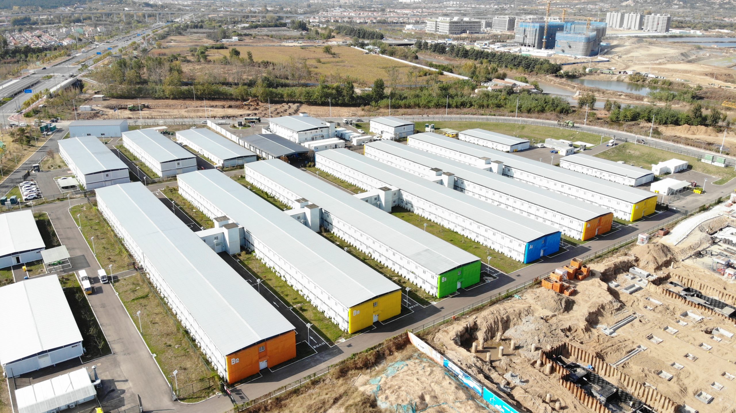 Non-profit deploys Lida Group's prefabricated field shelters made from insulated sandwich panels to house wildfire evacuees.