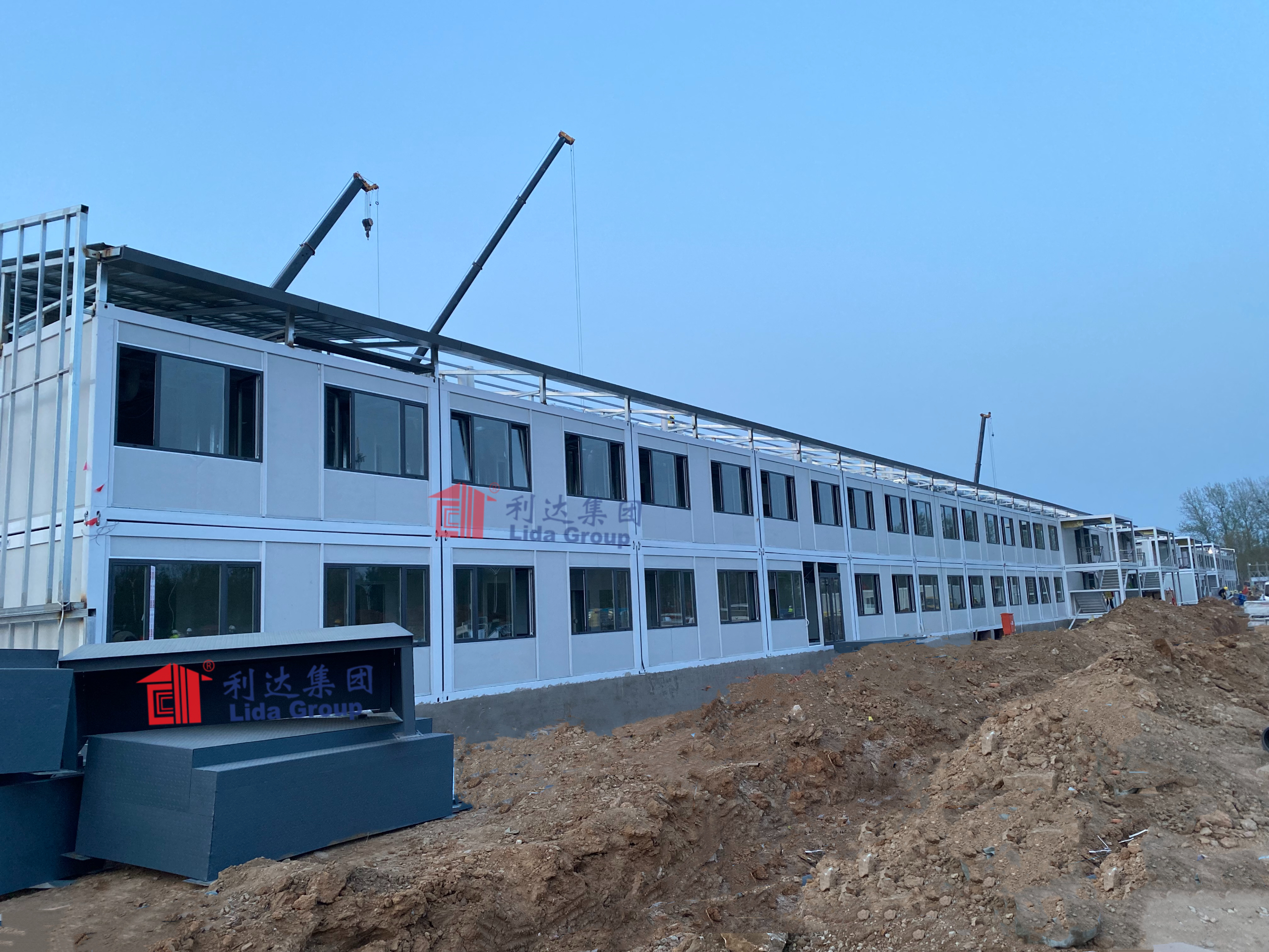 Unlock the Power of Prefab Movable Buildings: Transforming Labor Camps with Container Houses